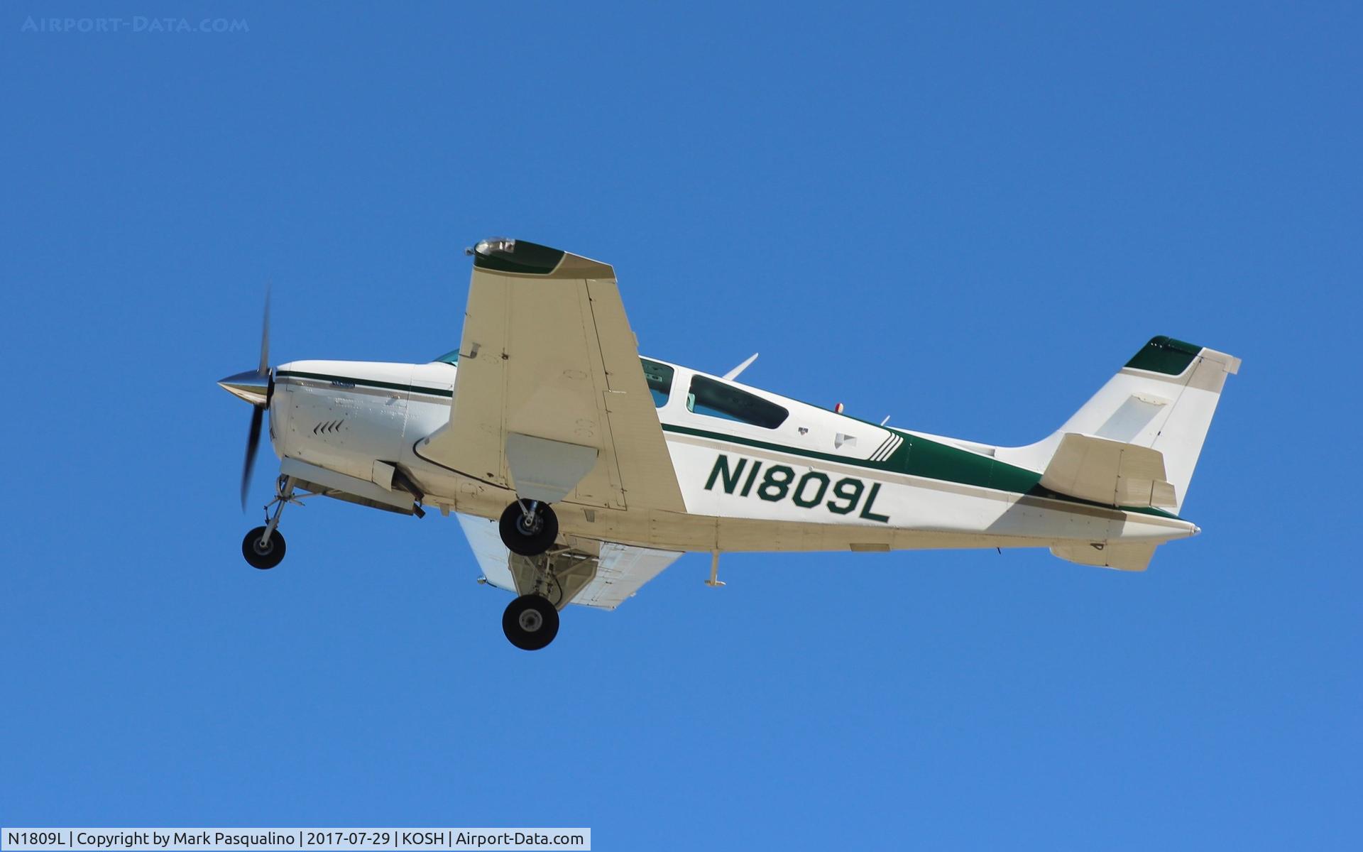 N1809L, 1976 Beech F33A Bonanza C/N CE-639, Beech F33A