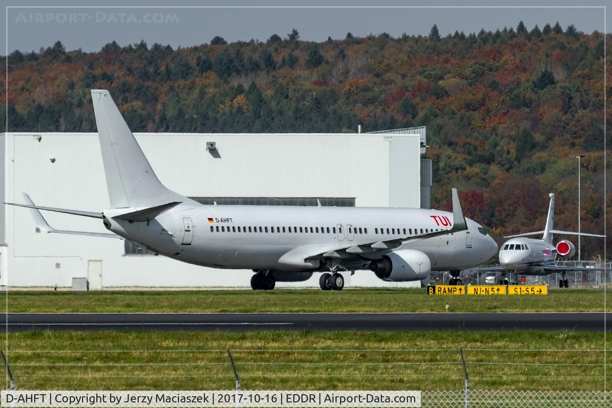 D-AHFT, 2000 Boeing 737-8K5 C/N 30413, Boeing 737-8K5