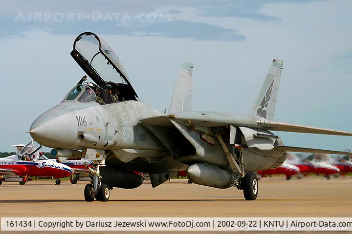 161434, Grumman F-14B Tomcat Tomcat C/N 444, F-14B Tomcat 161434 AG-106 from VF-143 'Pukin Dogs' NAS Oceana, VA