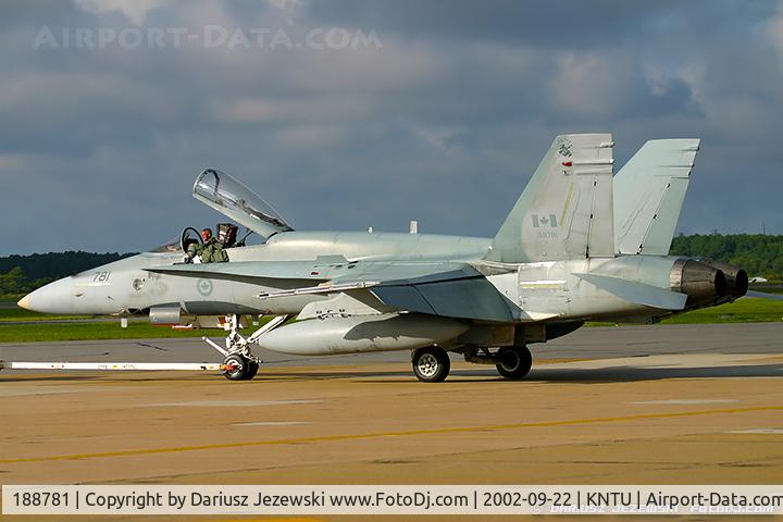 188781, 1987 McDonnell Douglas CF-188A Hornet C/N 0556/A464, CAF CF-188 Hornet 188781  from 425 TFS 