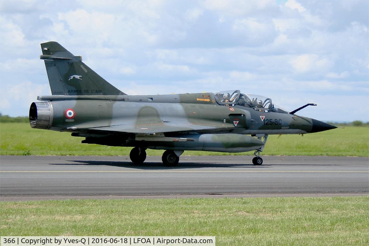 366, Dassault Mirage 2000N C/N 360, Dassault Mirage 2000N, Taxiing to flight line, Avord Air Base 702 (LFOA) Open day 2016