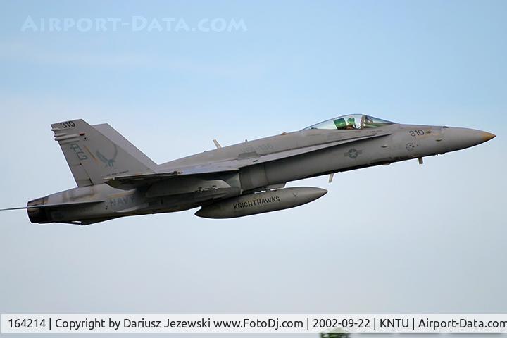164214, McDonnell Douglas F/A-18C Hornet C/N 977/C205, F/A-18C Hornet 164214 AG-310 from VFA-136 'Knighthawks' NAS Oceana, VA