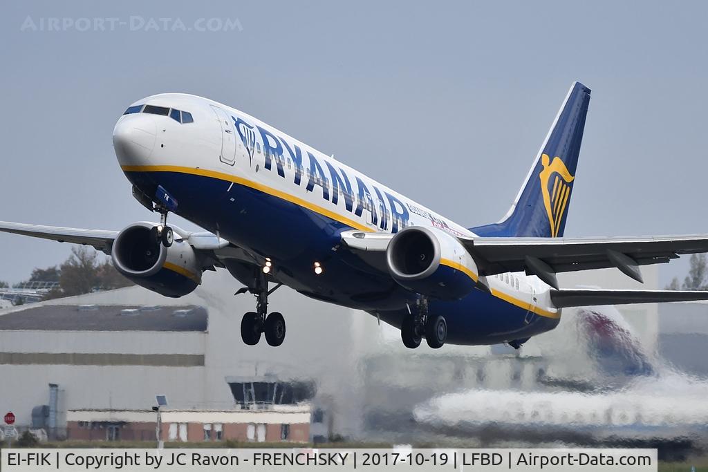 EI-FIK, 2015 Boeing 737-8AS C/N 44700, after diverted to BOD (FR8402 London (STN) Bergerac (EGC)) FR8401 take off runway 23 to Stansted London