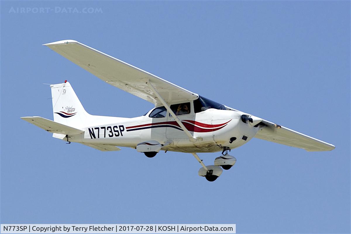N773SP, 2001 Cessna 172S C/N 172S8702, at 2017 EAA AirVenture at Oshkosh