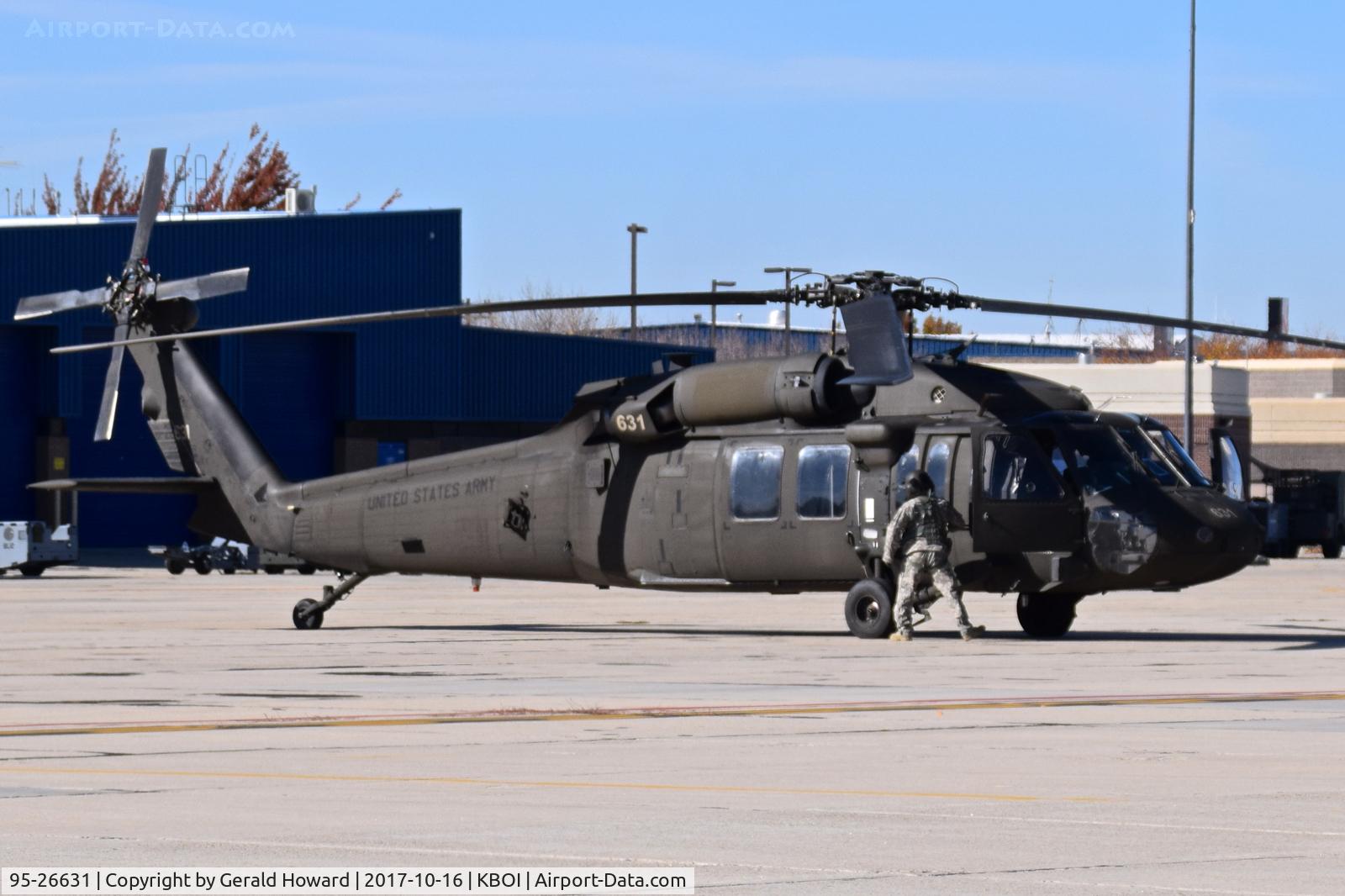 95-26631, 1993 Sikorsky UH-60L Black Hawk C/N unknown, Parked on the Idaho ANG ramp.  1-183rd AVN BN, Idaho Army National Guard