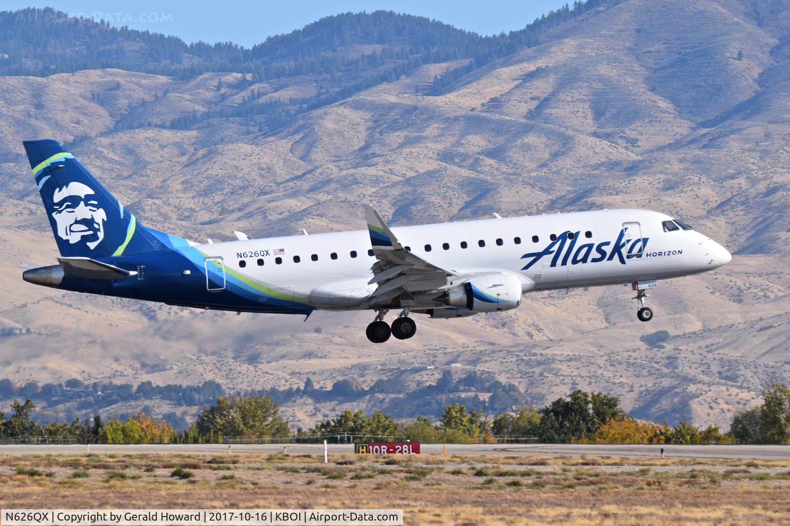 N626QX, 2017 Embraer 175LR (ERJ-170-200LR) C/N 17000669, Landing RWY 10L.