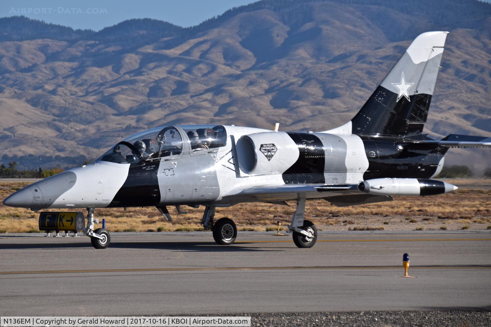 N136EM, 1984 Aero L-39C Albatros C/N 432917, Taxiing on Foxtrot.  Black Diamond Jet Team.