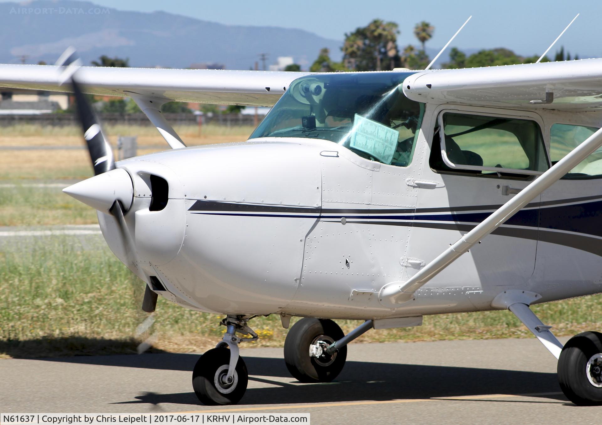 N61637, 1975 Cessna 172M C/N 17264691, Locally-based 1975 Cessna 172M taxing back to the flight school at Reid Hillview Airport, San Jose, CA.