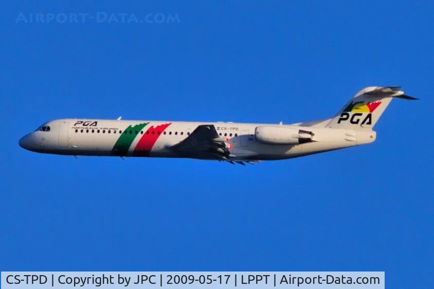 CS-TPD, 1991 Fokker 100 (F-28-0100) C/N 11317, Approaching final