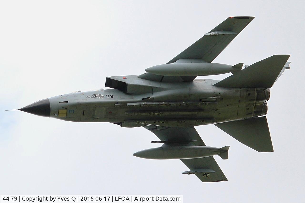 44 79, Panavia Tornado IDS C/N 454/GS132/4179, German Air Force Panavia Tornado IDS, Break over Avord Air Base 702 (LFOA) Open day 2016