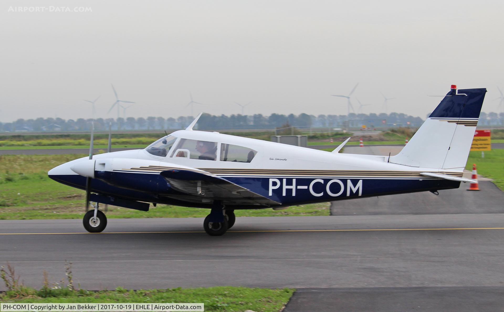 PH-COM, 1964 Piper PA-30-160 Twin Comanche Twin Comanche C/N 30-279, Lelystad Airport