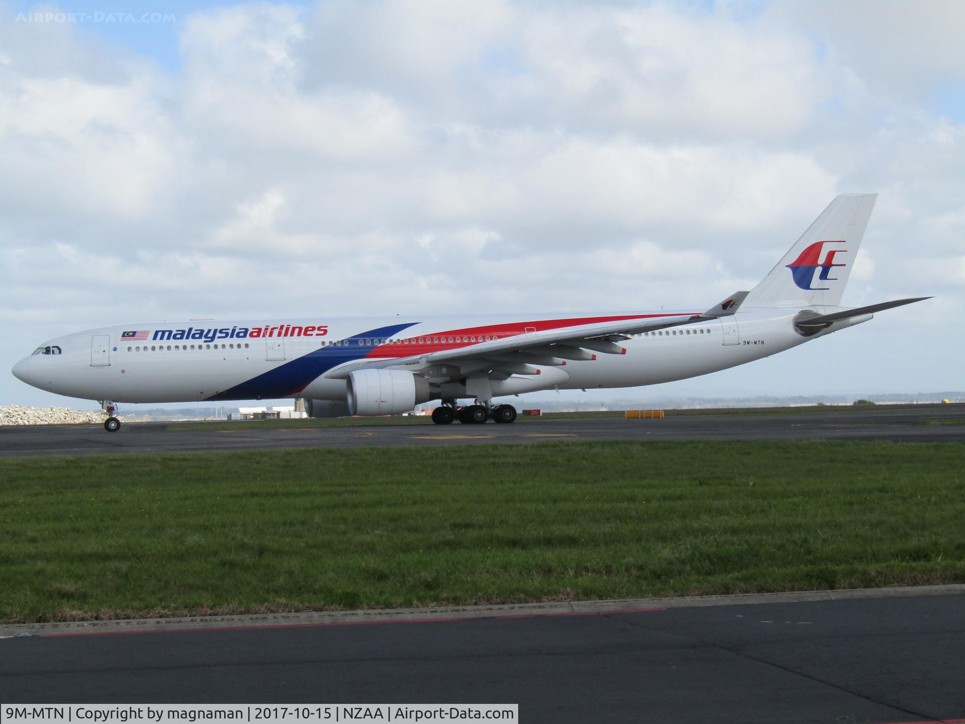 9M-MTN, 2013 Airbus A330-323X C/N 1470, taxying out at AKL