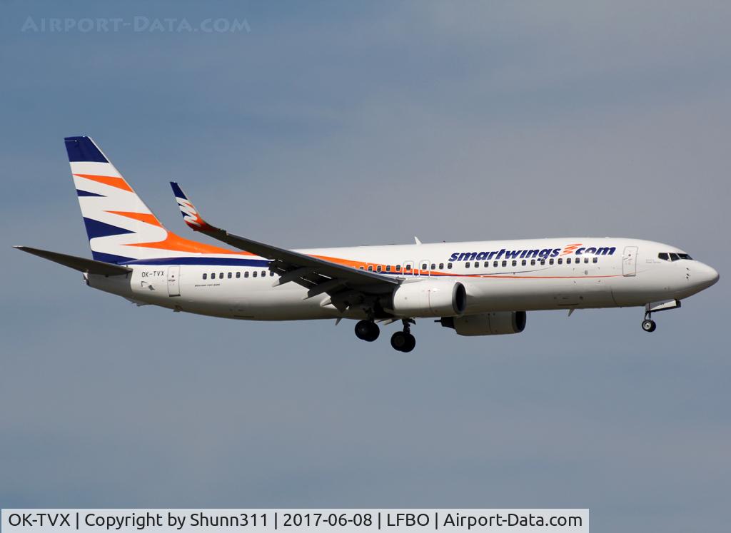 OK-TVX, 2005 Boeing 737-8Z9 C/N 33833, Landing rwy 14R... Was in 'Prague Love You' c/s
