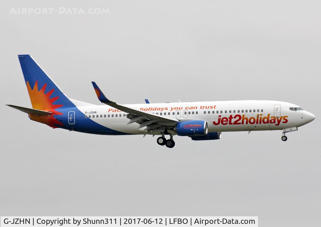 G-JZHN, 2016 Boeing 737-8MG C/N 63146, Landing rwy 32L in Jet2Holiday c/s