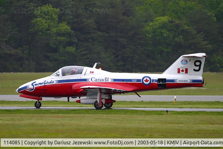 114085, Canadair CT-114 Tutor C/N 1085, CAF CT-114 Tutor 114085 C/N 1085 from Snowbirds Demo Team 15 Wing CFB Moose Jaw, SK