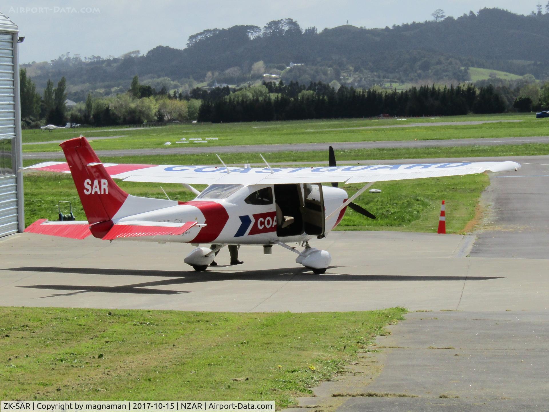 ZK-SAR, Cessna 182T Skylane C/N 18282277, Search And Rescue plane at home base