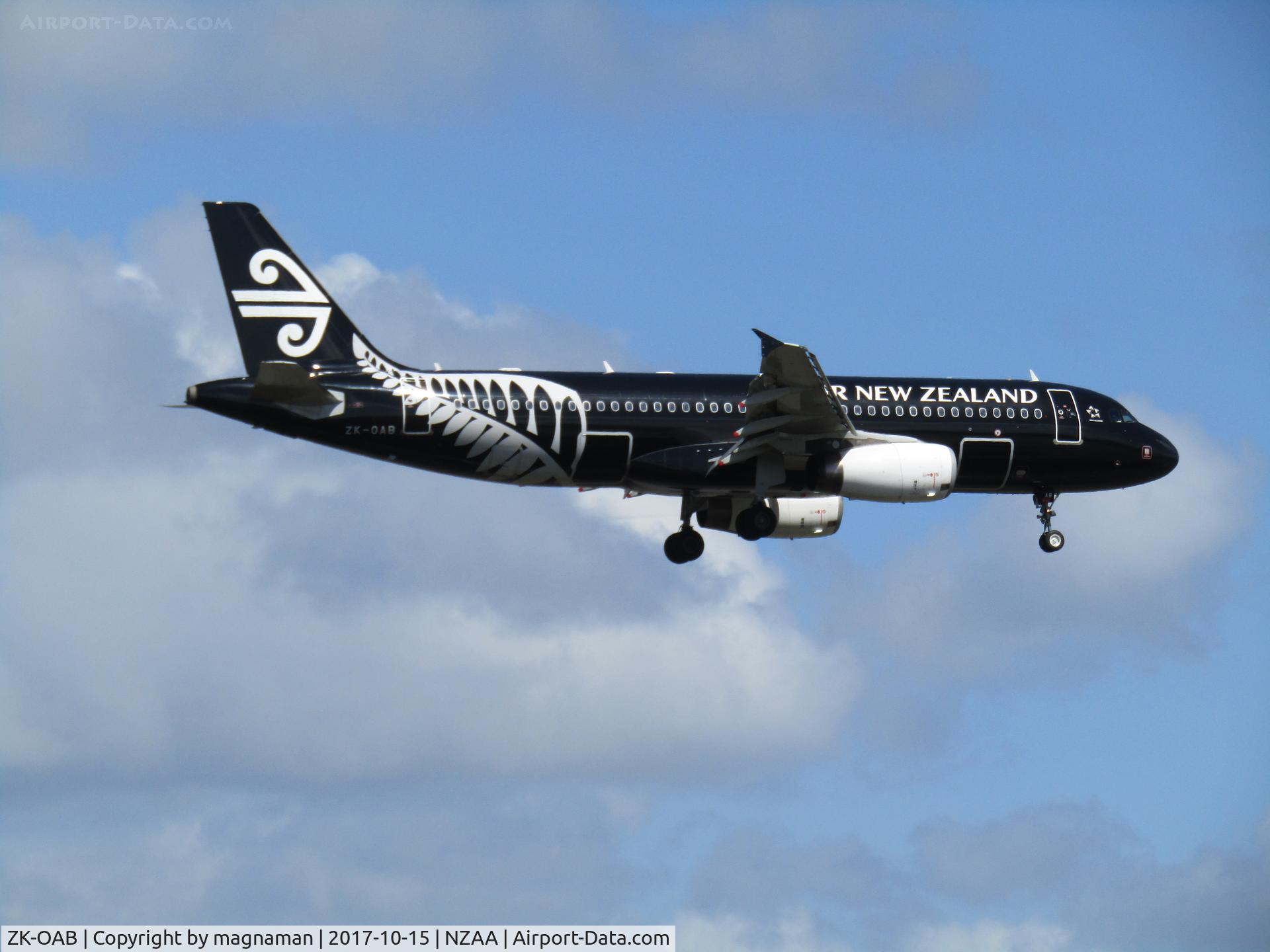 ZK-OAB, 2010 Airbus A320-232 C/N 4553, on finals