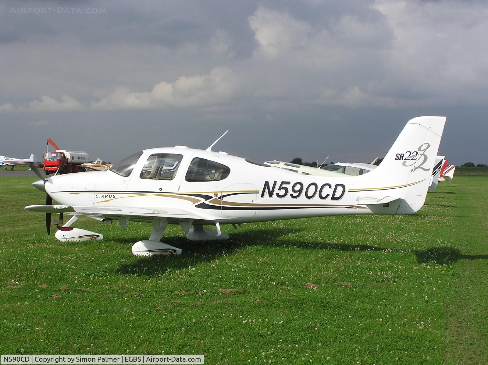 N590CD, 2004 Cirrus SR22 C/N 0957, Cirrus at Turweston
