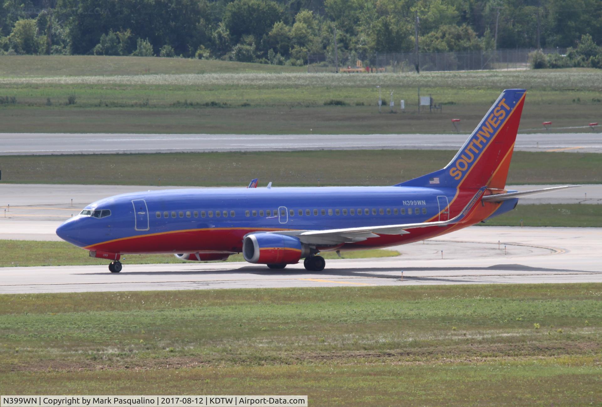 N399WN, 1995 Boeing 737-3H4 C/N 27693, Boeing 737-300