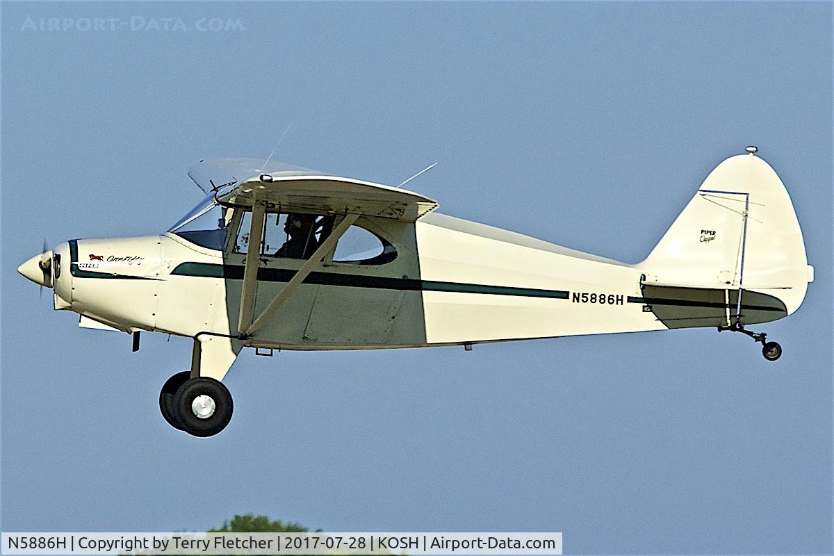 N5886H, 1949 Piper PA-16 Clipper C/N 16-503, at 2017 EAA AirVenture at Oshkosh