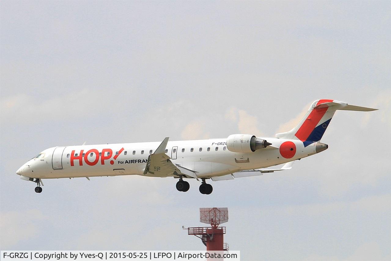 F-GRZG, 2002 Bombardier CRJ-701 (CL-600-2C10) Regional Jet C/N 10037, Bombardier CRJ-701, Short On final rwy 26, Paris-Orly Airport (LFPO-ORY)
