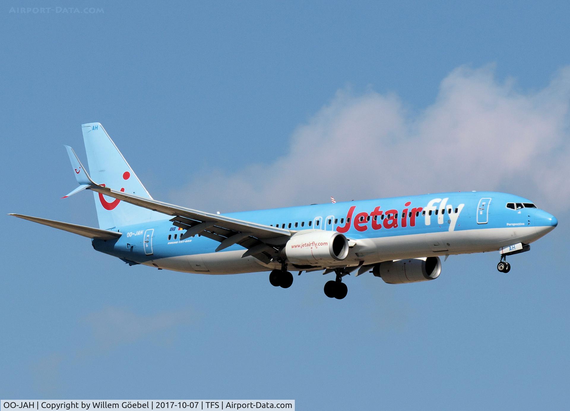OO-JAH, 2011 Boeing 737-8K5 C/N 37260, Landing on TFS airport of Tenerife