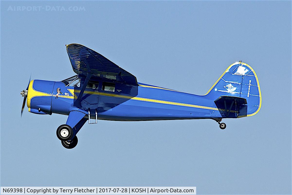 N69398, 1944 Stinson V77 Reliant C/N 77-293, at 2017 EAA AirVenture at Oshkosh