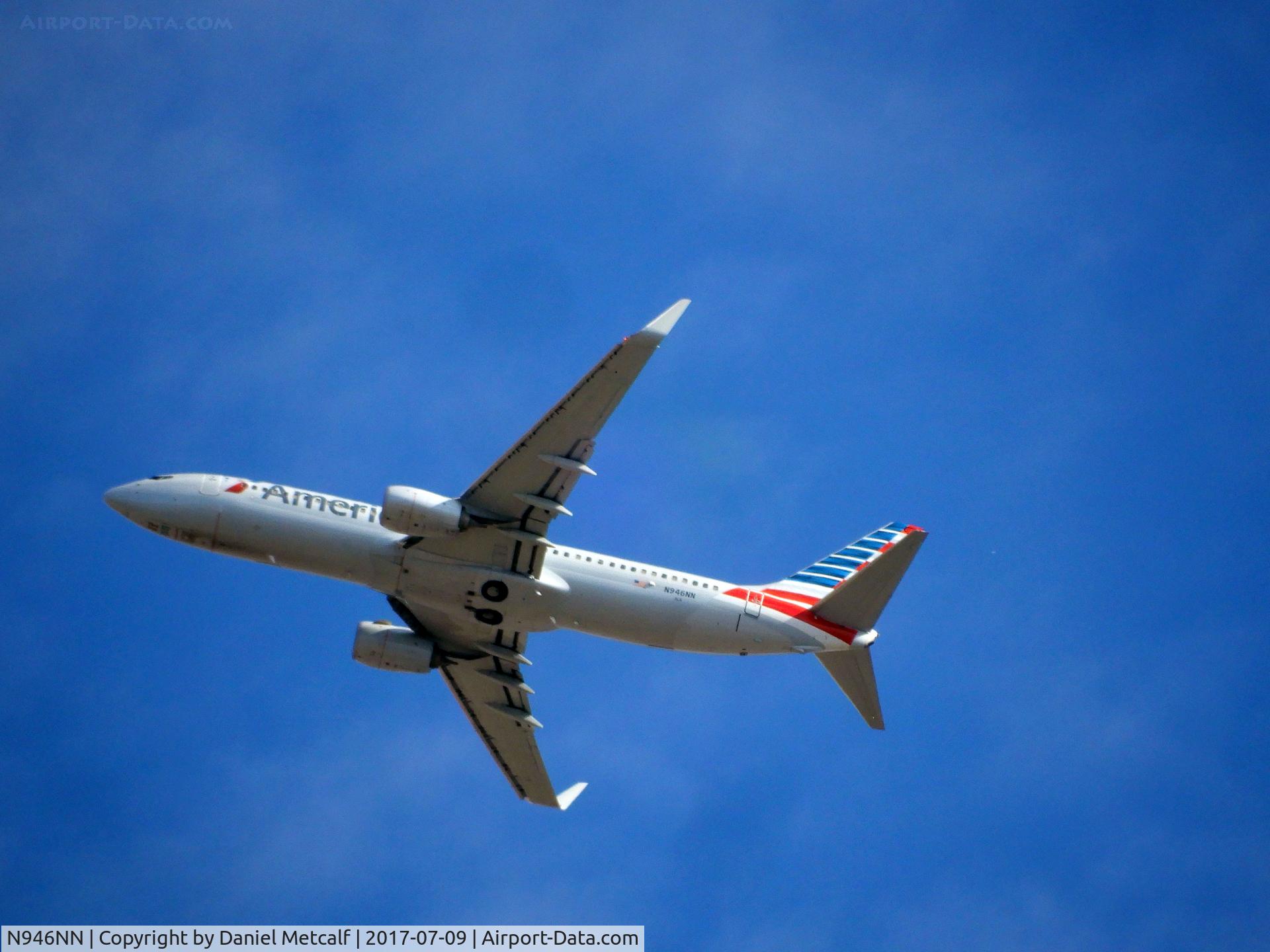 N946NN, 2014 Boeing 737-823 C/N 33234, Flying over my grandmother's house