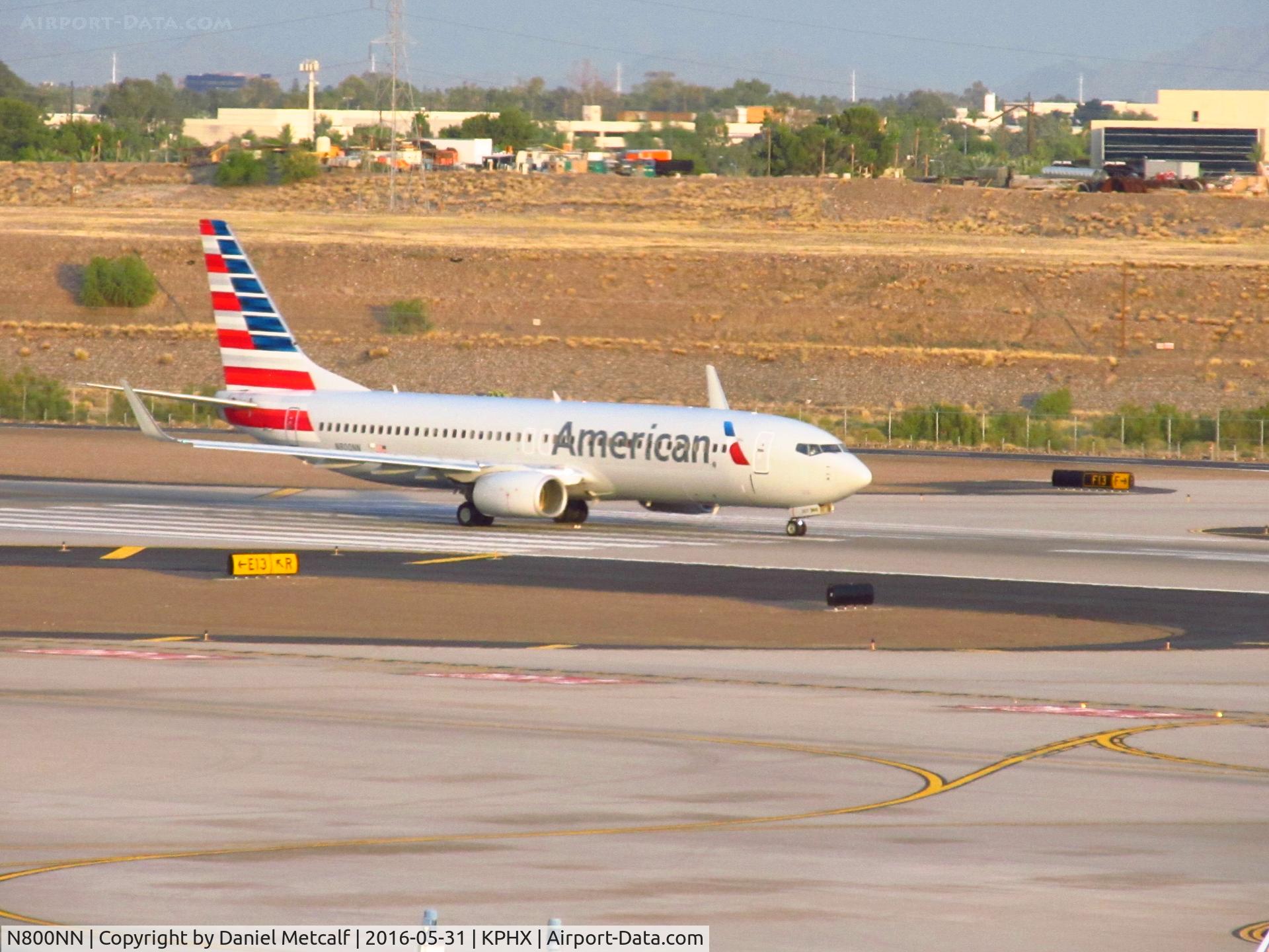 N800NN, 2009 Boeing 737-823 C/N 29564, Phoenix Sky harbor