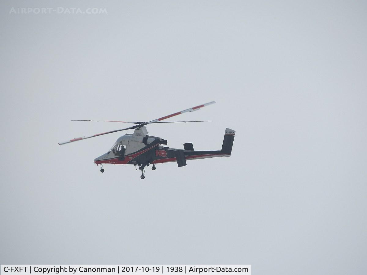 C-FXFT, 1994 Kaman K-1200 K-Max C/N A94-0007, Landing
