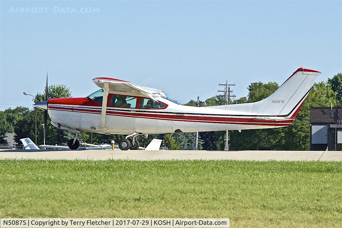 N5087S, 1980 Cessna TR182 Turbo Skylane RG C/N R18201502, at 2017 EAA AirVenture at Oshkosh