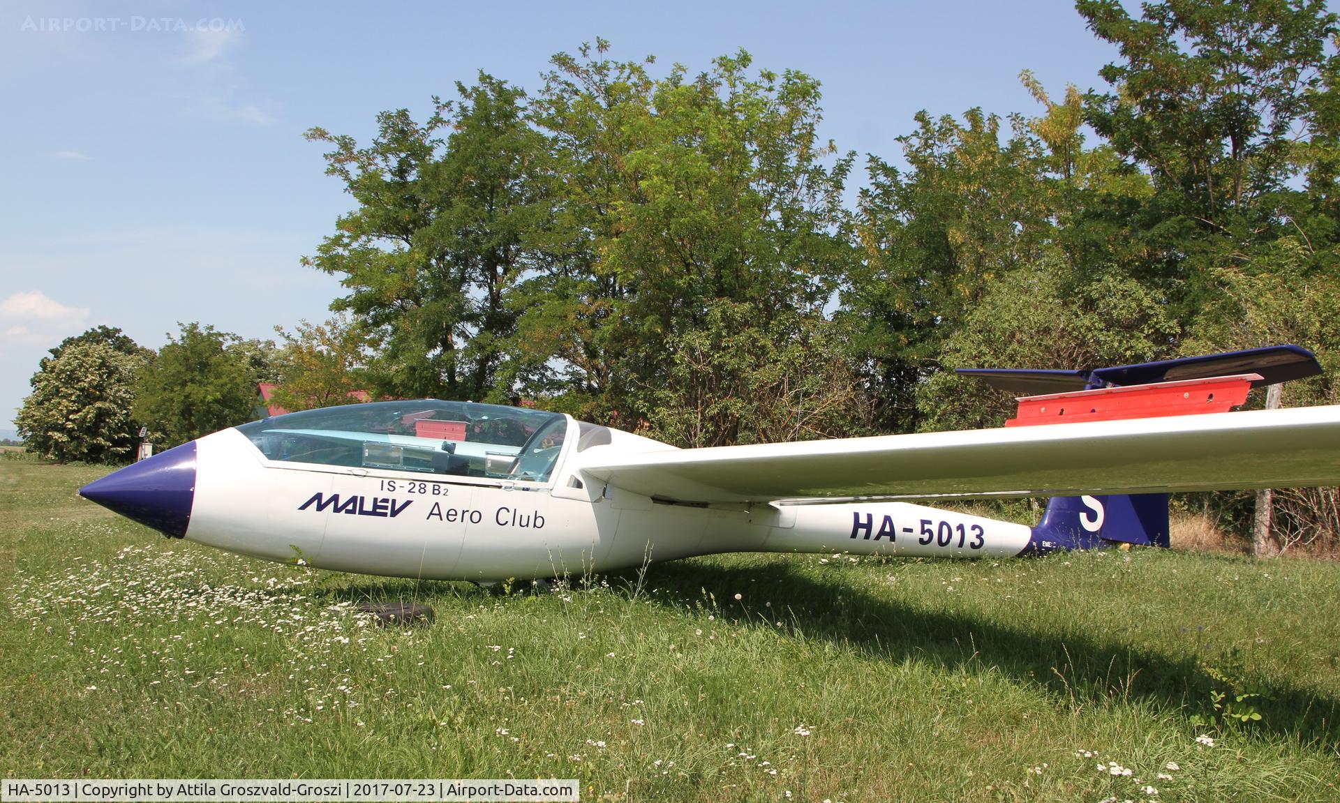 HA-5013, 1982 ICA IS-28B2 C/N 241, Siófok-Papkutapuszta Airfield, Hungary