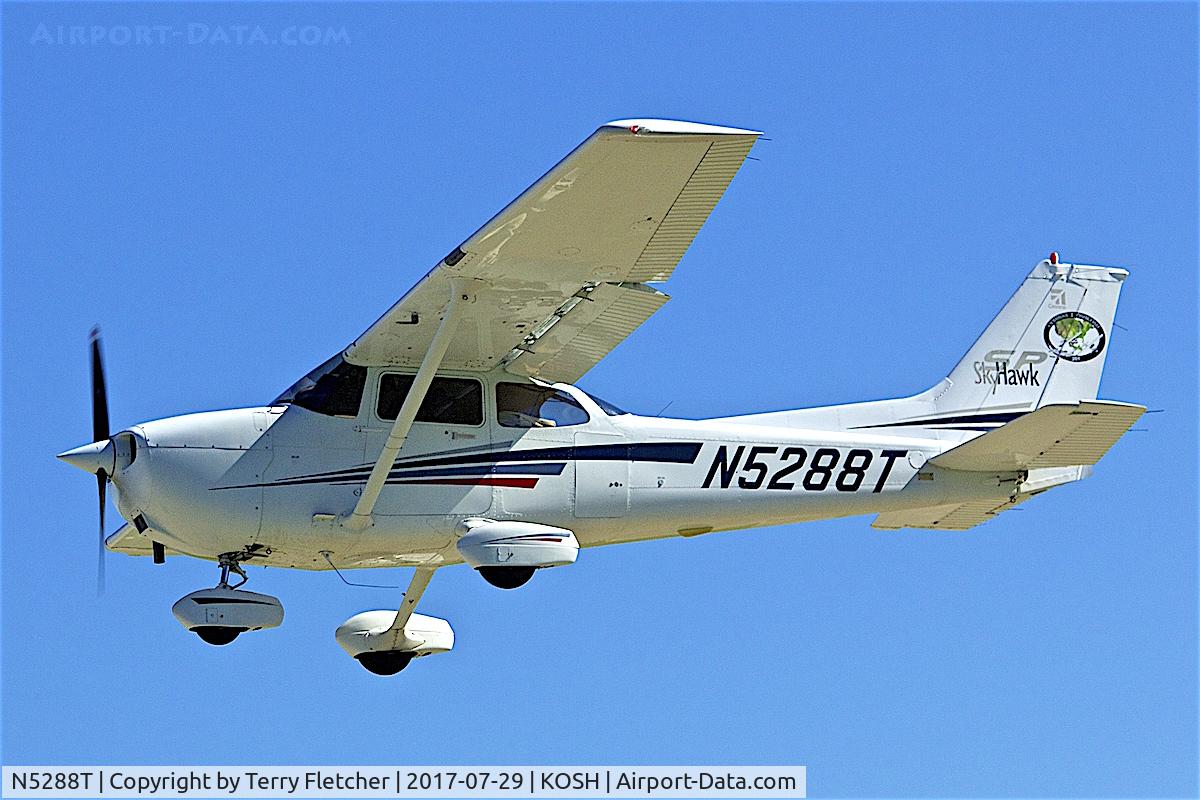N5288T, 2002 Cessna 172S C/N 172S9222, at 2017 EAA AirVenture at Oshkosh