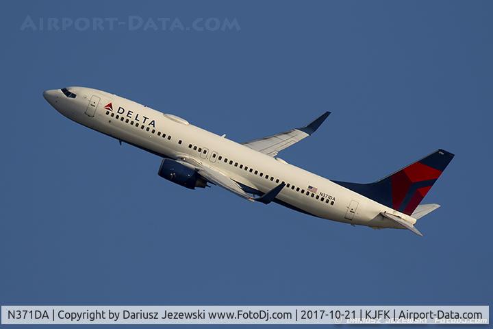 N371DA, 1998 Boeing 737-832 C/N 29619, Boeing 737-832 - Delta Air Lines  C/N 29619, N371DA