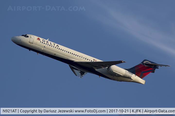 N921AT, 2000 Boeing 717-200 C/N 55082, Boeing 717-231 - Delta Air Lines  C/N 55082, N921AT