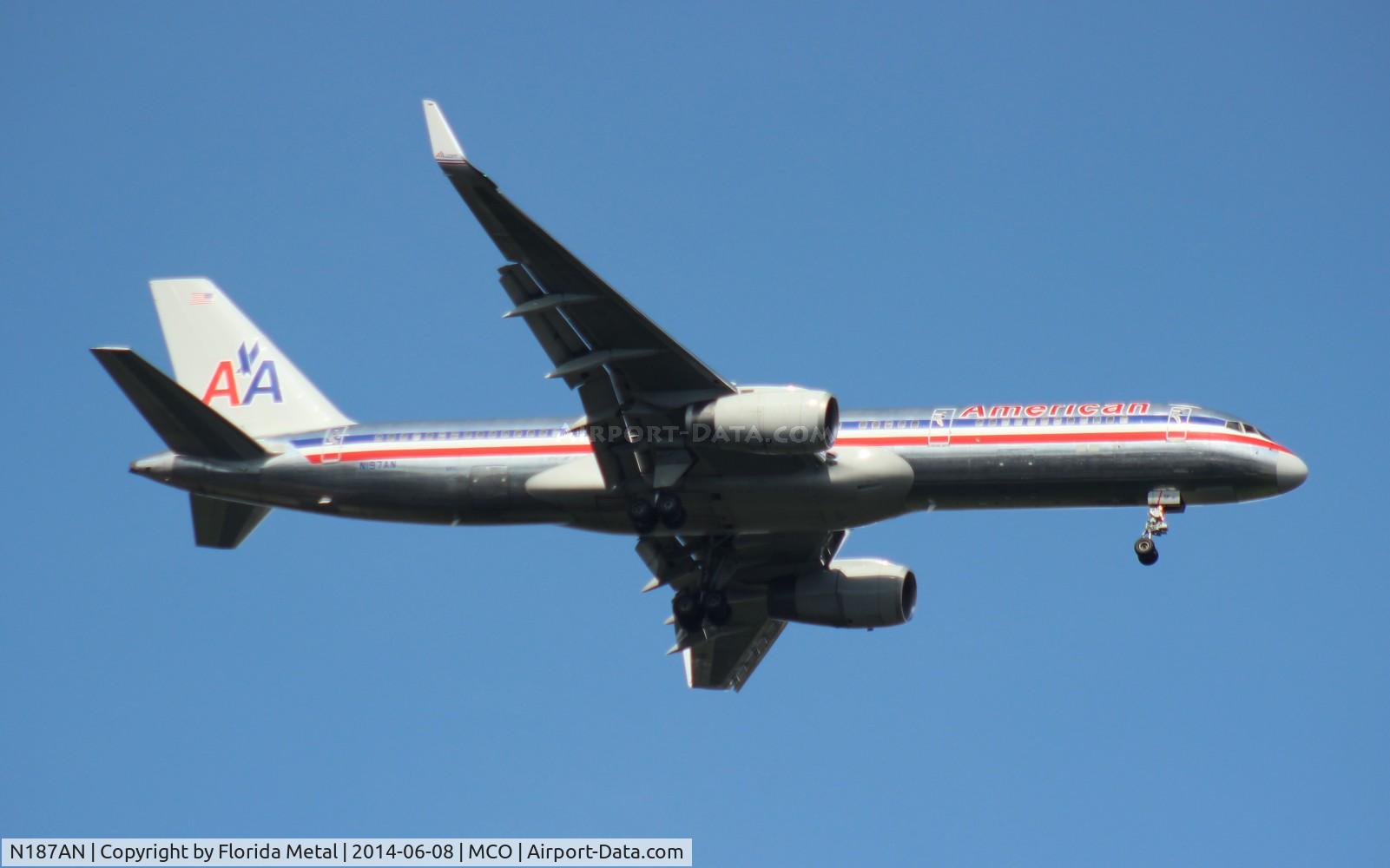 N187AN, 2001 Boeing 757-223 C/N 32381, American