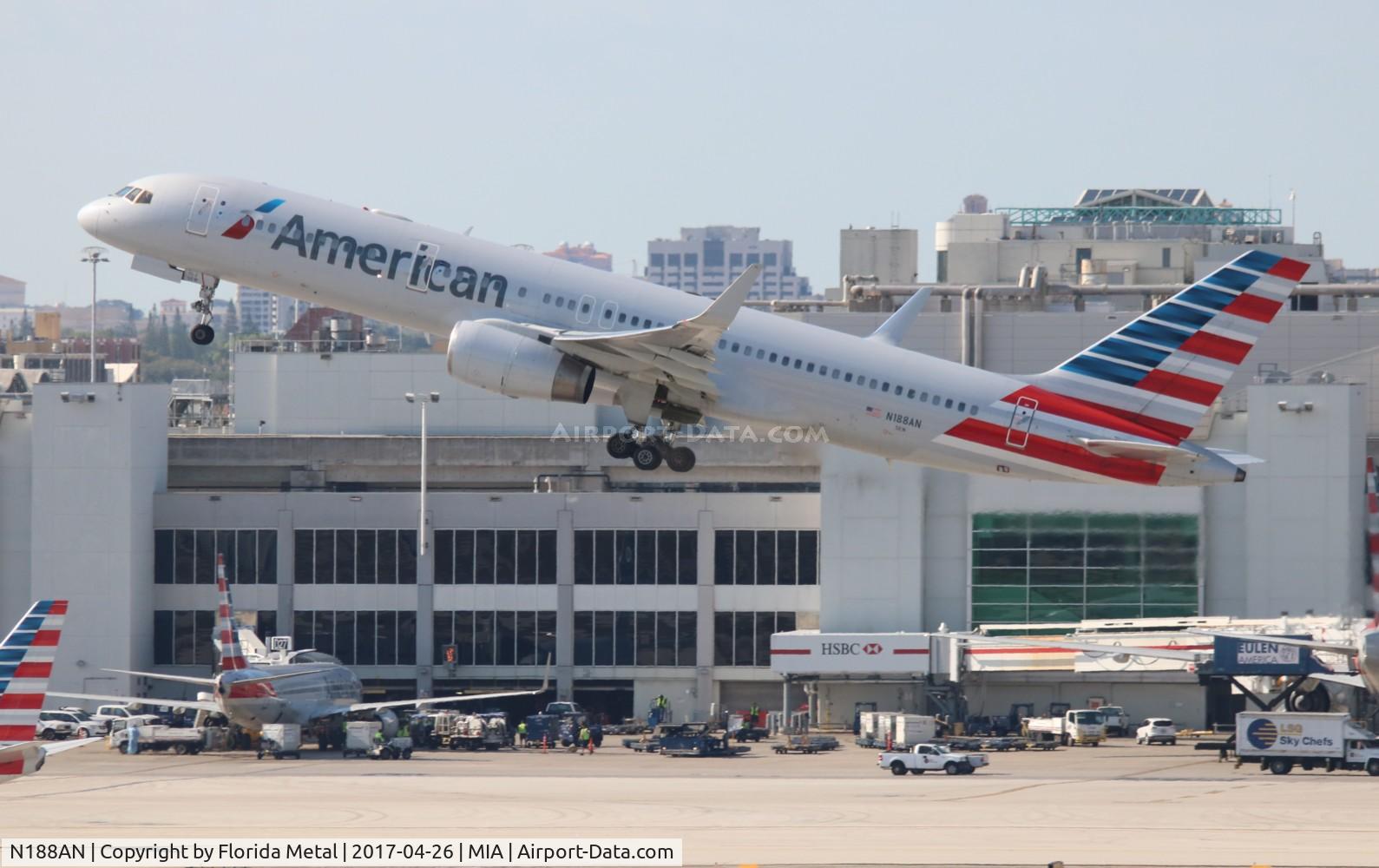 N188AN, 2001 Boeing 757-223 C/N 32382, American