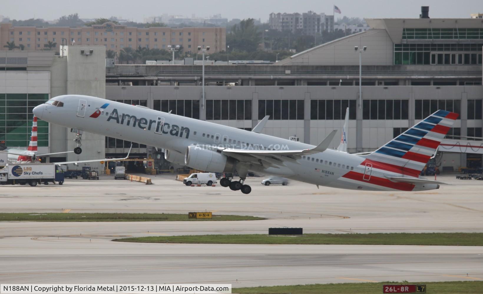 N188AN, 2001 Boeing 757-223 C/N 32382, American