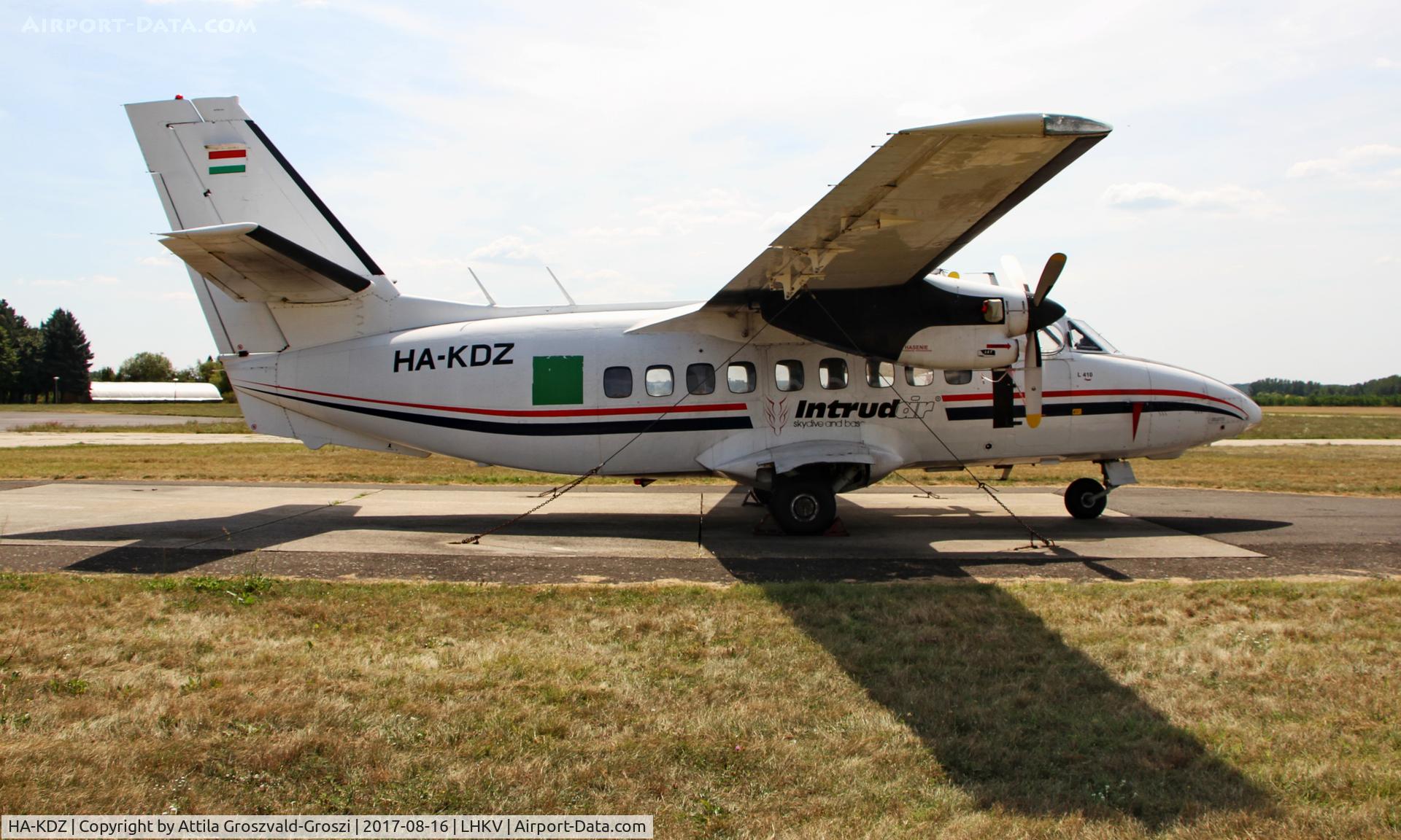 HA-KDZ, 1982 Let L-410UVP-T Turbolet C/N 820929, Kaposújlak Airport, Hungary