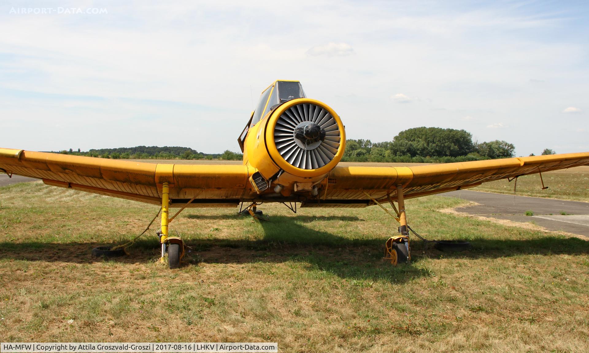 HA-MFW, 1975 Let Z-37A Cmelak C/N 21-19, Kaposújlak Airport, Hungary
