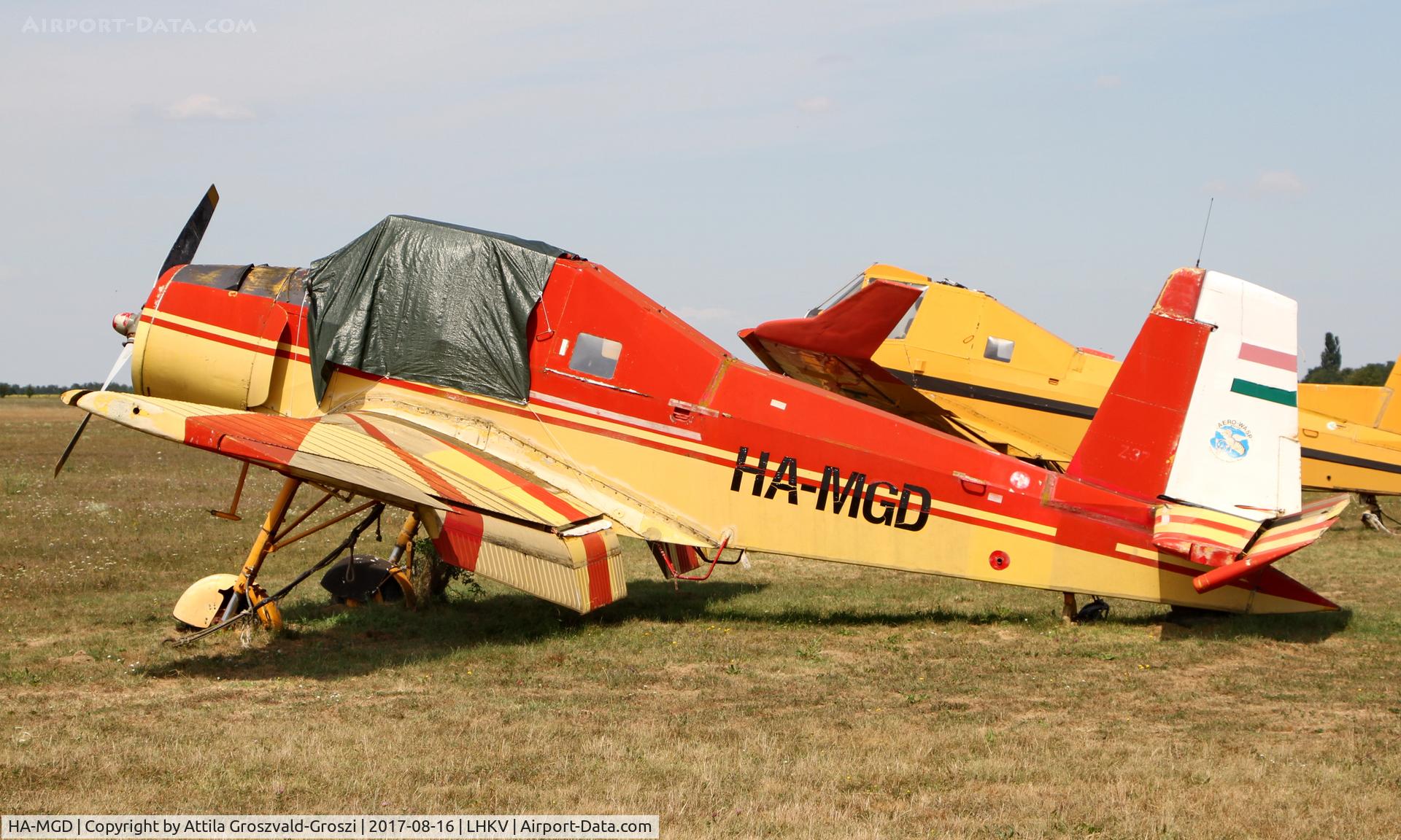 HA-MGD, 1974 Let Z-37A Cmelak C/N 17-19, Kaposújlak Airport, Hungary