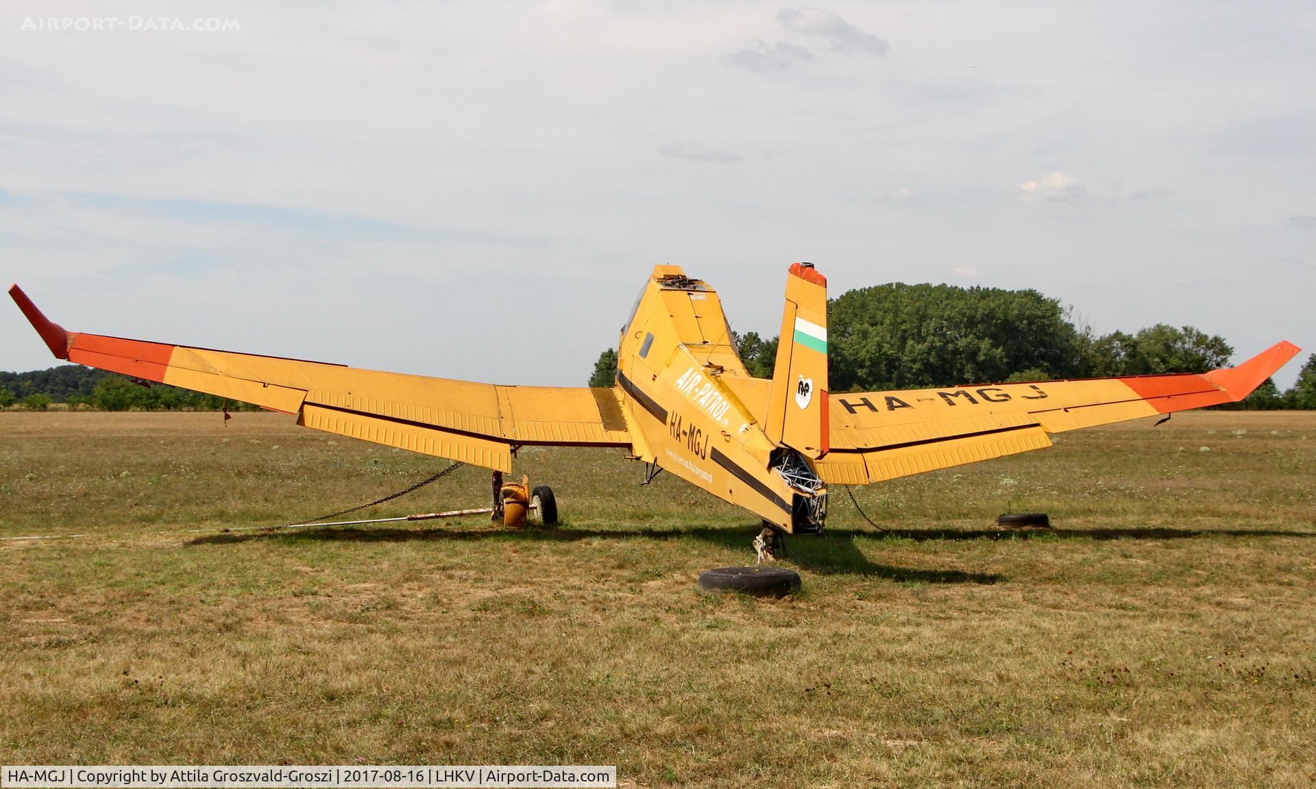 HA-MGJ, 1989 Zlin Z-137T Agro-Turbo C/N 025, Kaposújlak Airport, Hungary