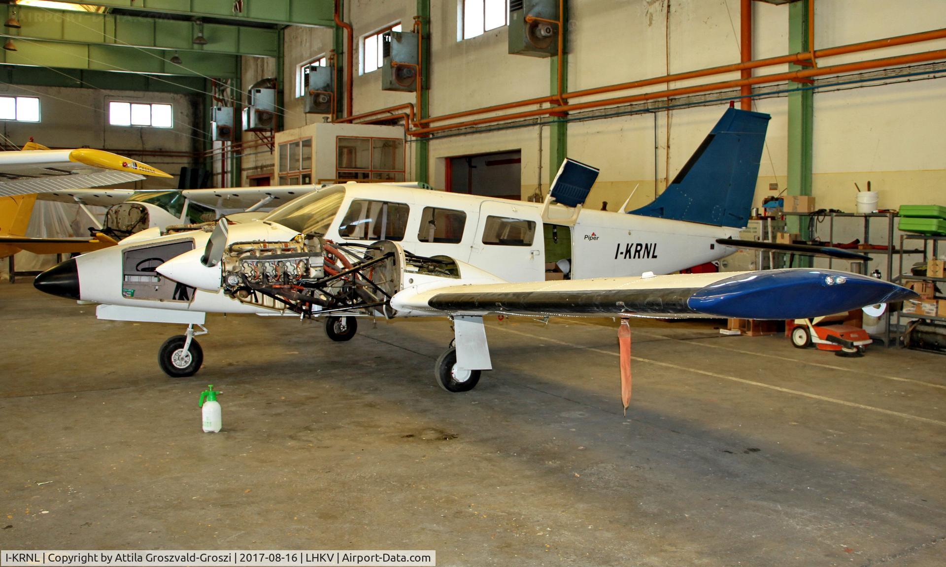 I-KRNL, 1978 Piper PA-34-200T C/N 34-7870449, Kaposújlak Airport, Hungary