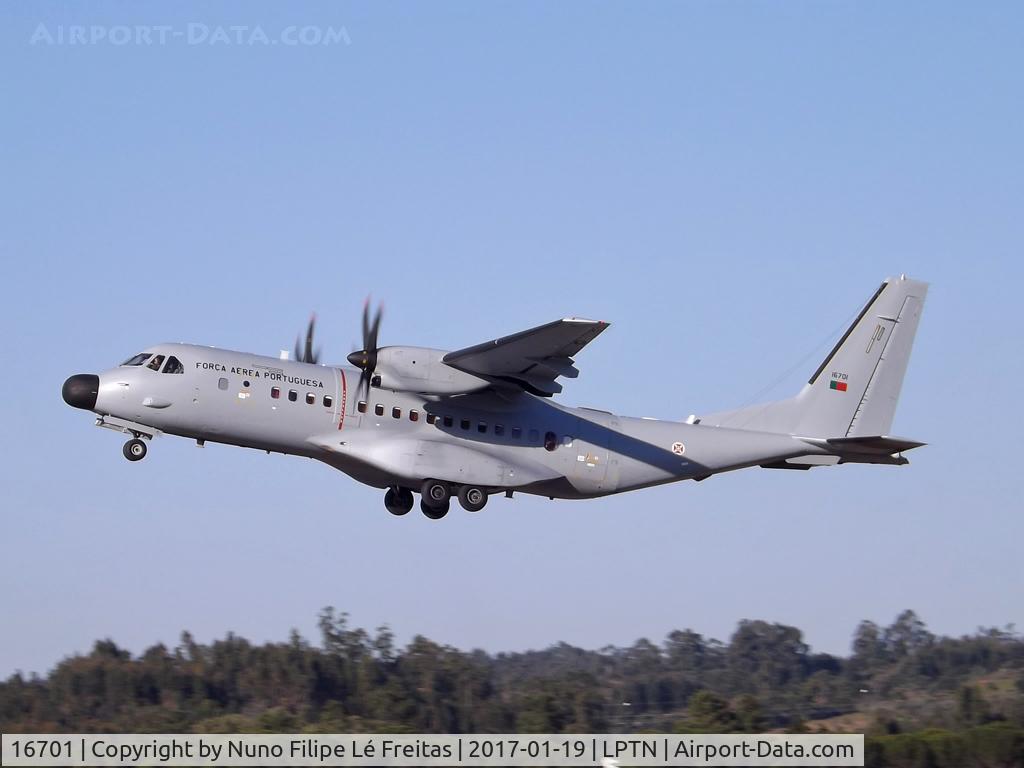 16701, CASA C-295M C/N 041, Taking-off.