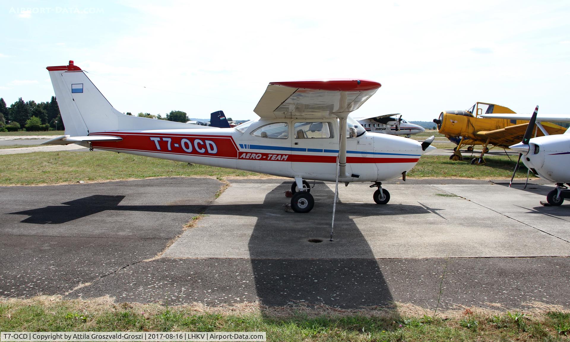 T7-OCD, Reims F172F C/N F172-0111, Kaposújlak Airport, Hungary