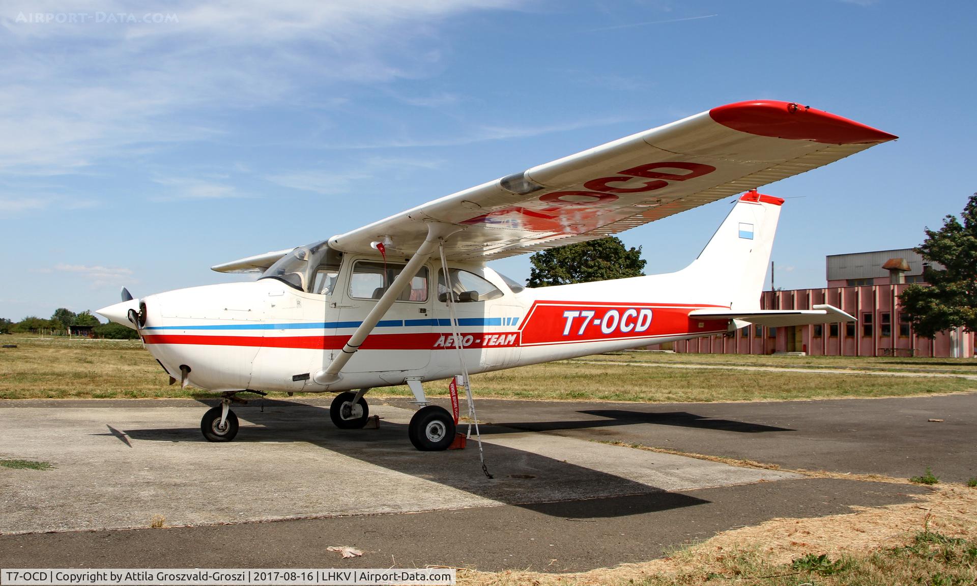 T7-OCD, Reims F172F C/N F172-0111, Kaposújlak Airport, Hungary