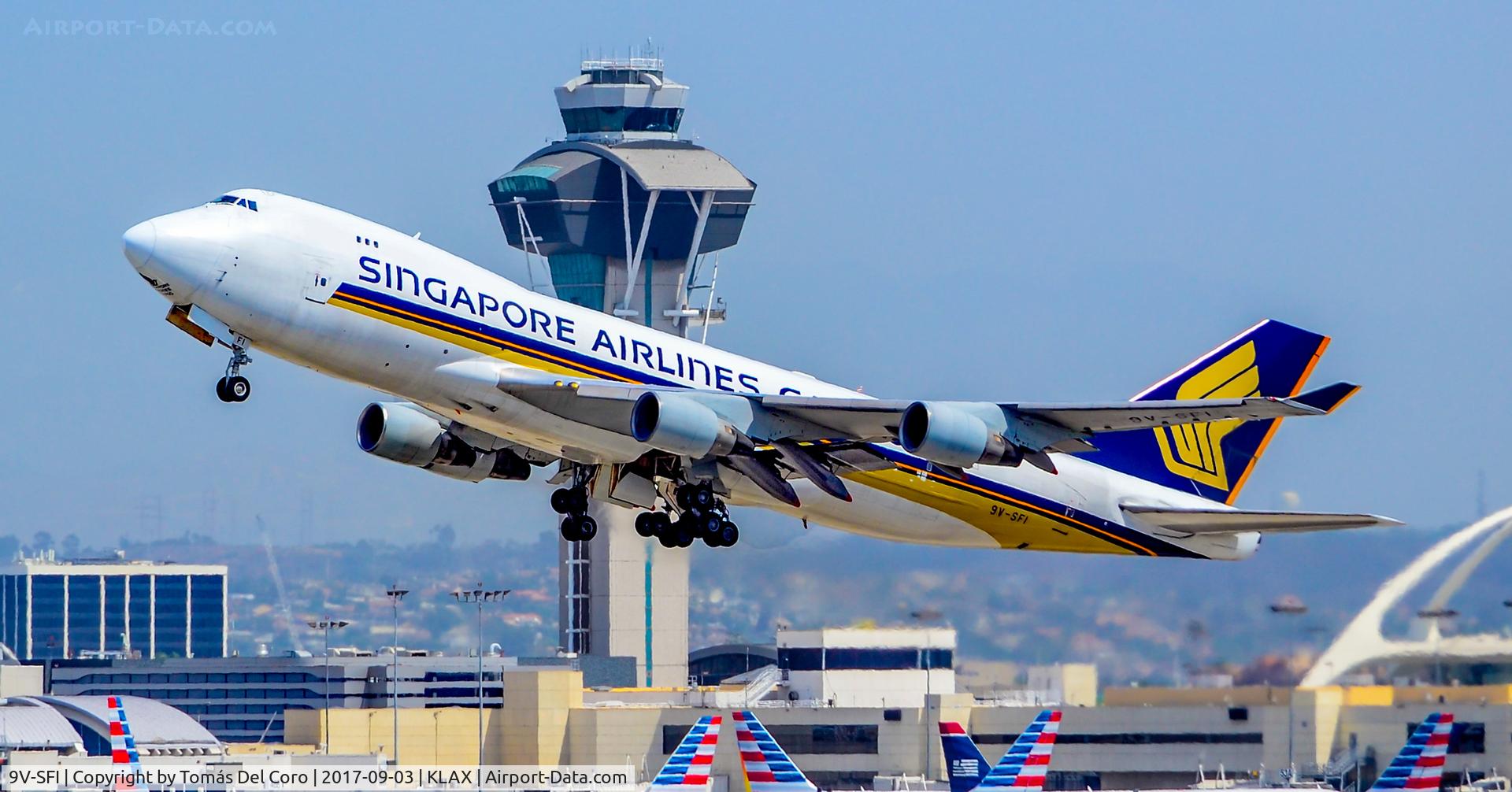 9V-SFI, 2000 Boeing 747-412F/SCD C/N 28027, 9V-SFI Singapore Airlines Cargo Boeing 747-412F s/n 28027 -  

Los Angeles International Airport (IATA: LAX, ICAO: KLAX, FAA LID: LAX)
Photo: TDelCoro
September 3, 2017