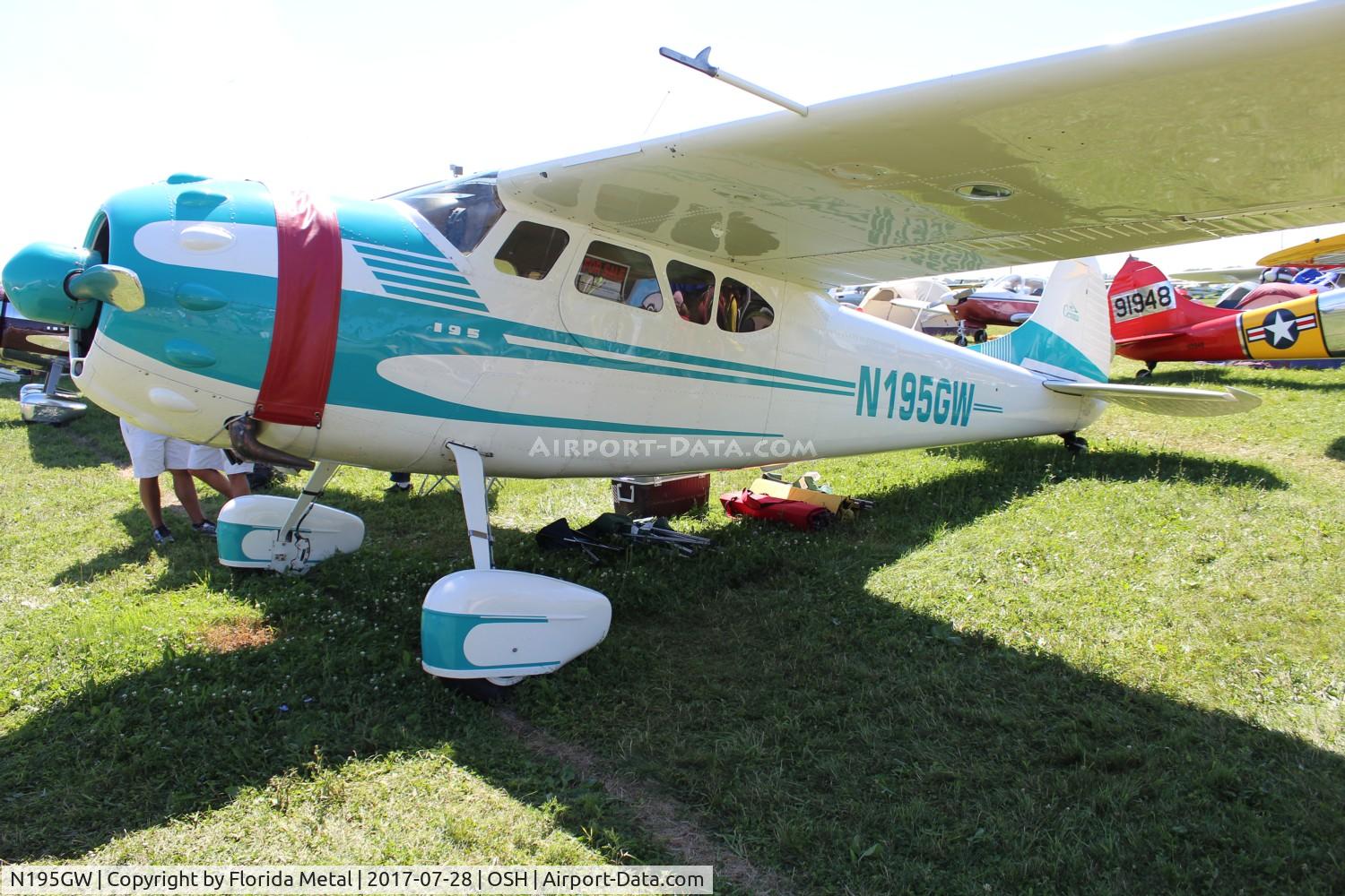 N195GW, 1949 Cessna 195 C/N 7455, Cessna 195