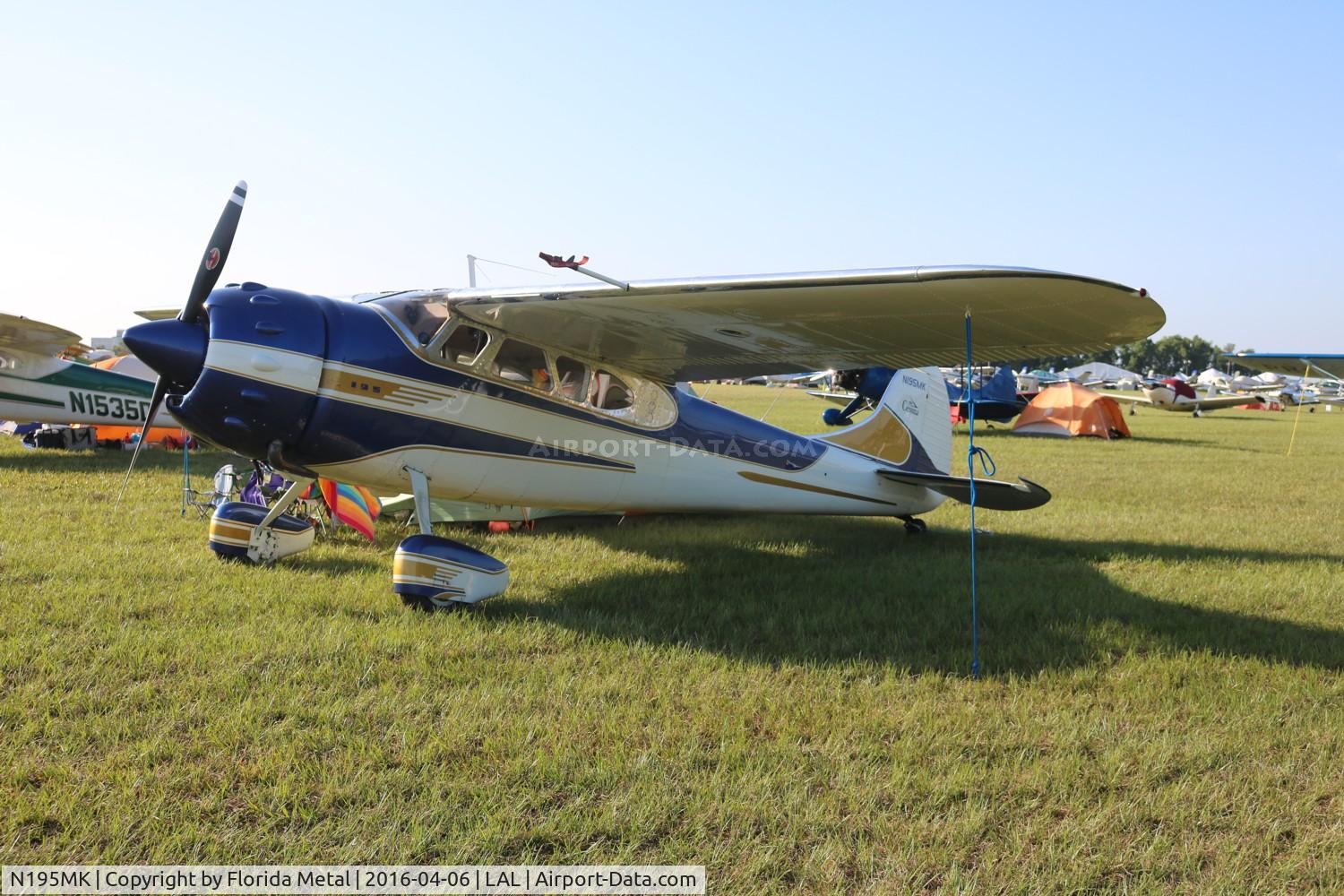 N195MK, 1952 Cessna 195B Businessliner C/N 7907, Cessna 195B