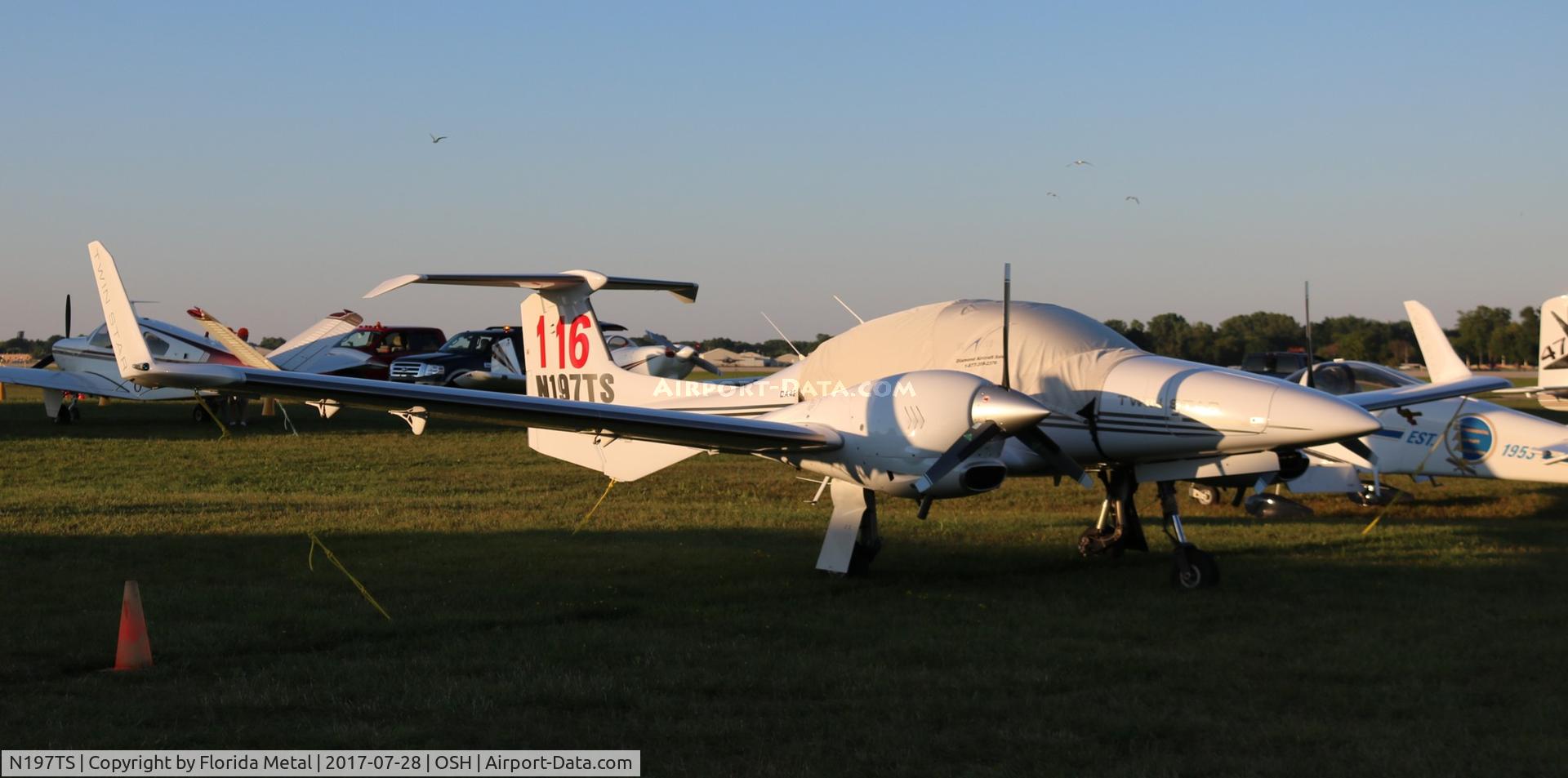 N197TS, 2006 Diamond DA-42 Twin Star C/N 42.AC001, DA-42
